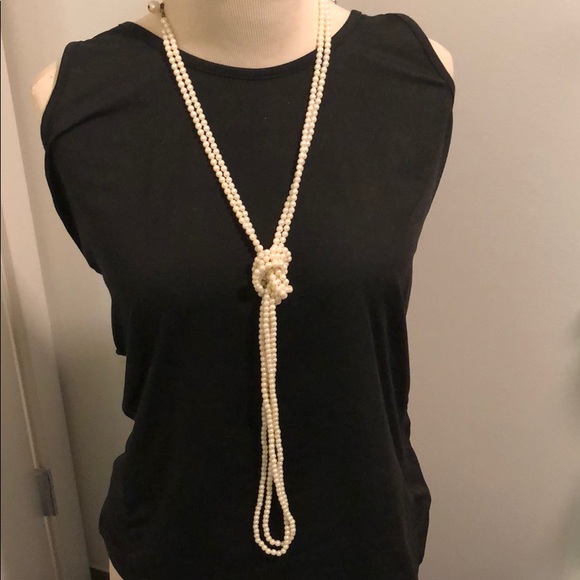 Long double pearl necklace - Picture 5 of 9